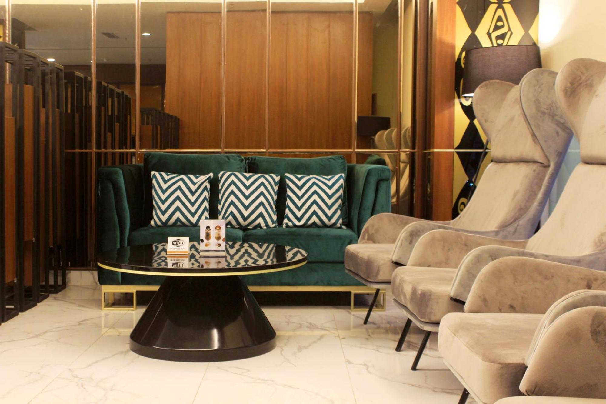 Swiss-Belexpress Jayapura Hotel Bagian luar foto