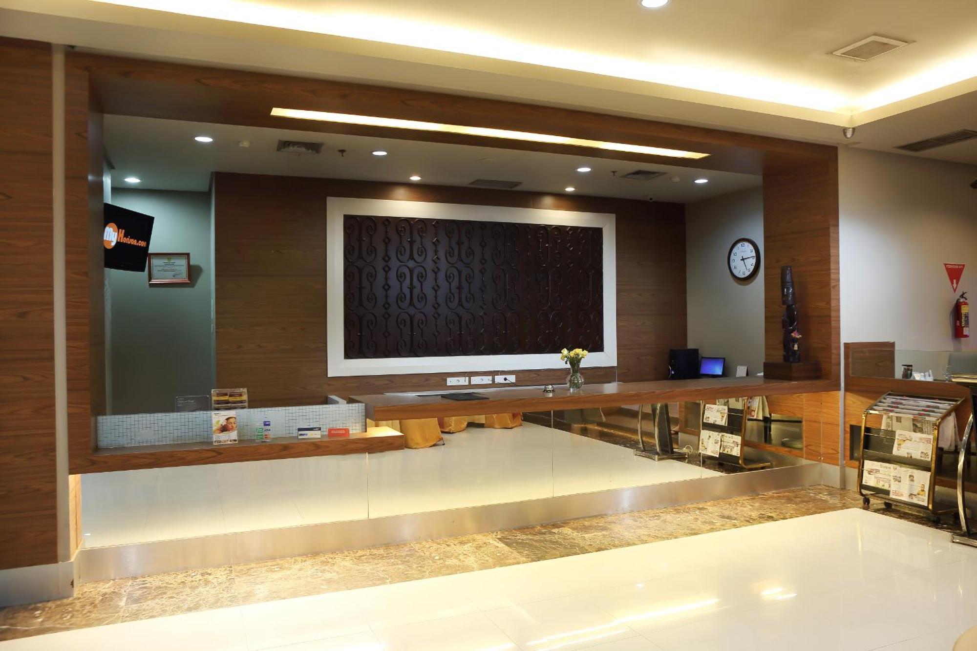 Swiss-Belexpress Jayapura Hotel Bagian luar foto